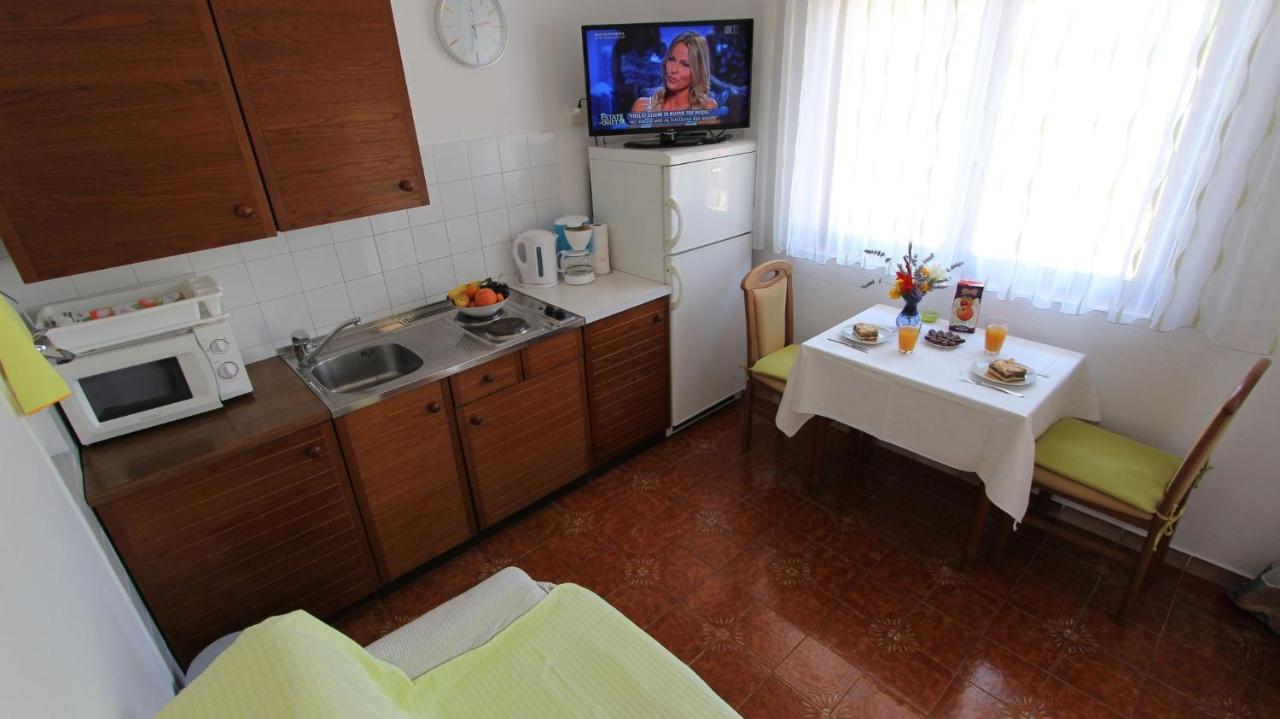 Studio in Vantacici/Insel Krk 14419 Buitenkant foto
